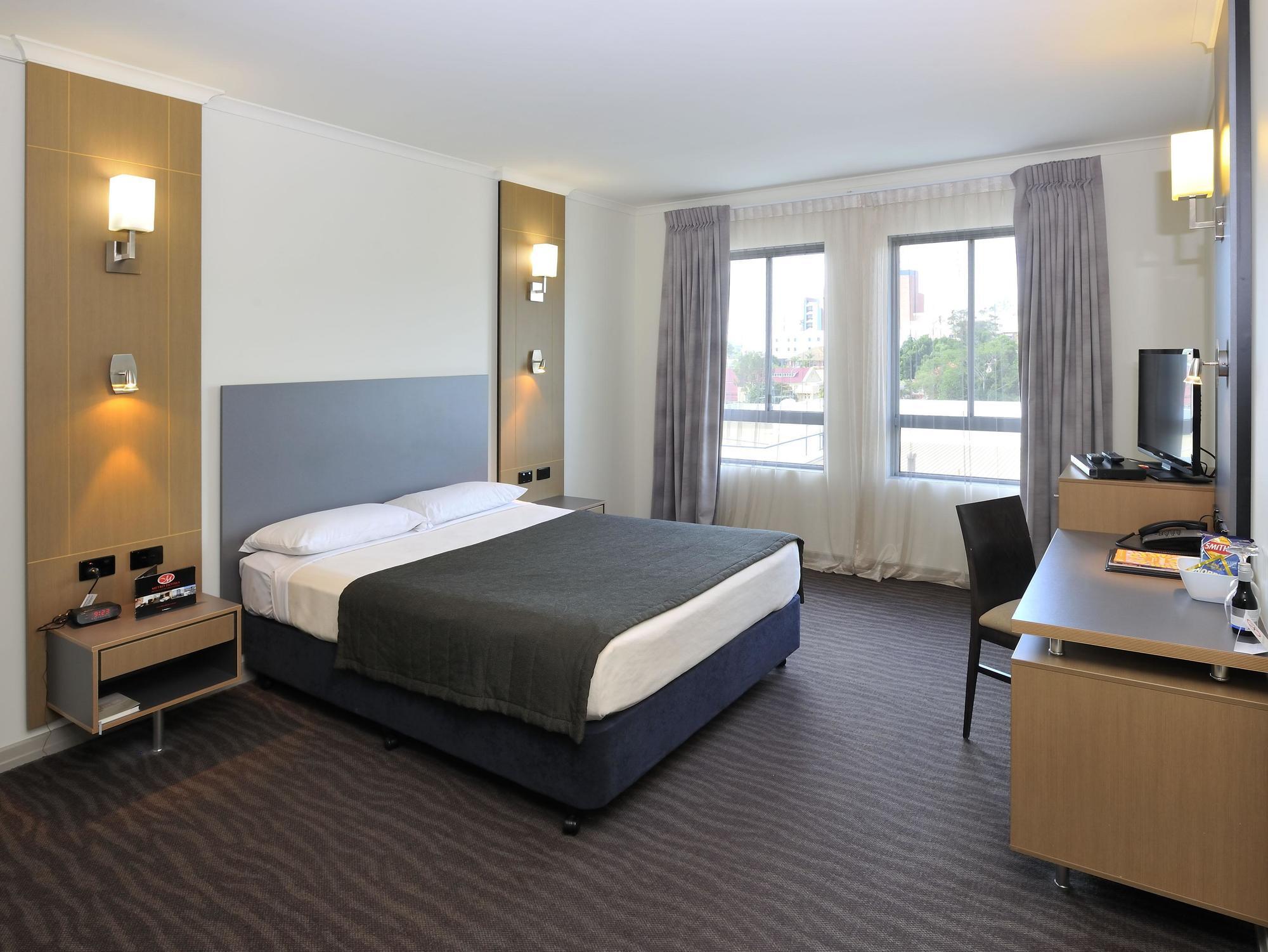 Metro Hotel Ipswich International Dış mekan fotoğraf