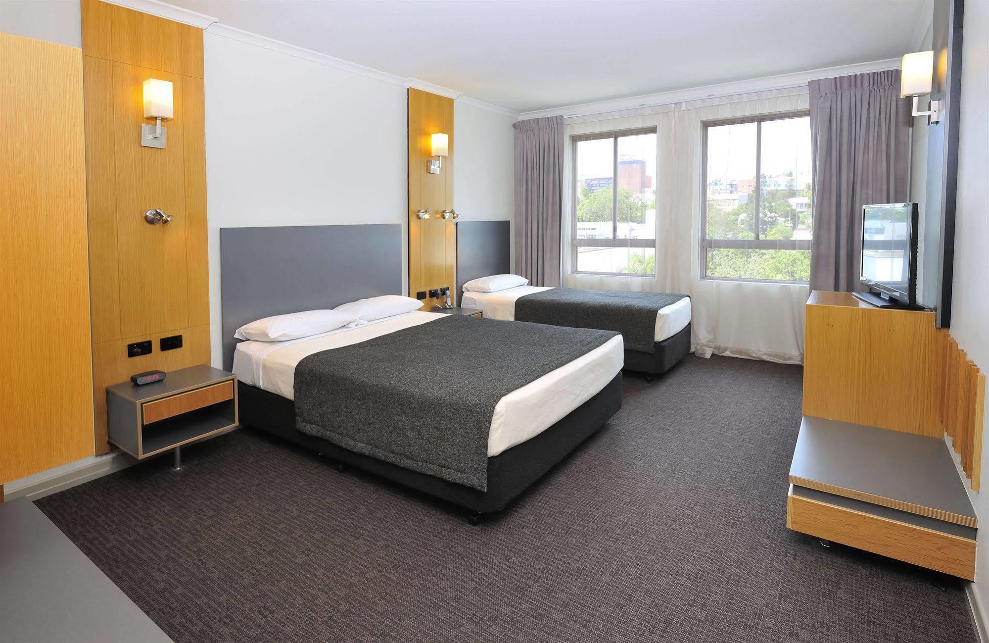 Metro Hotel Ipswich International Dış mekan fotoğraf